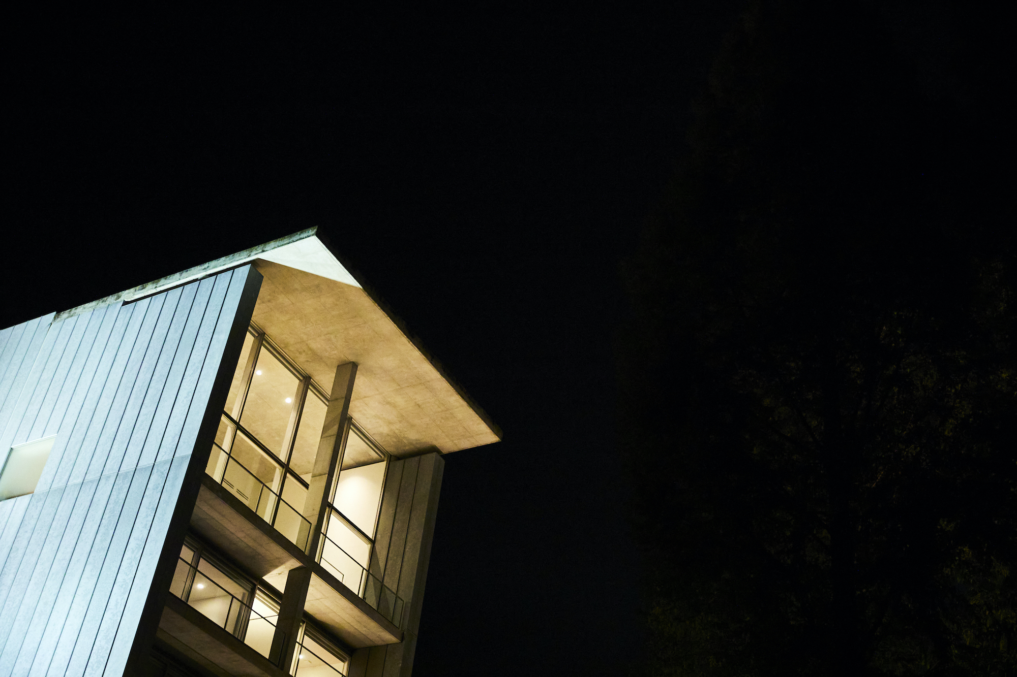 「友と 旅と ウェディング」